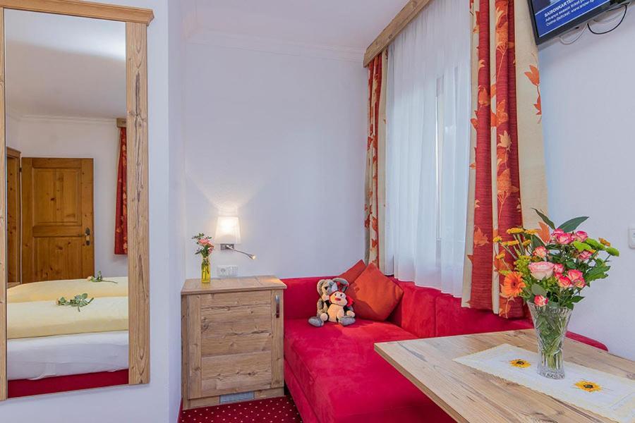 Hotel - Pension Oetzmooshof Sankt Johann im Pongau Exteriör bild
