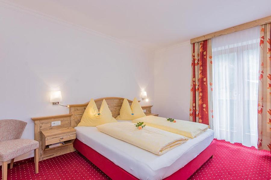 Hotel - Pension Oetzmooshof Sankt Johann im Pongau Exteriör bild