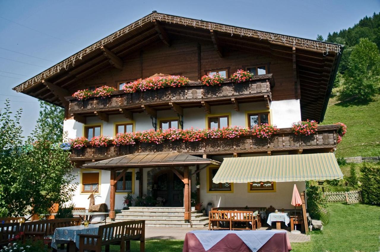 Hotel - Pension Oetzmooshof Sankt Johann im Pongau Exteriör bild